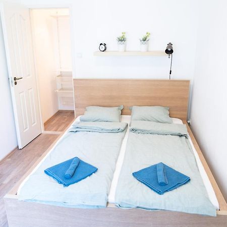 N28 Condo Apartment Next To Andrassy. Budapest Esterno foto