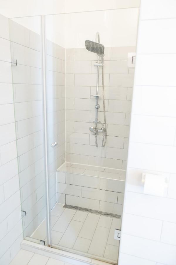 N28 Condo Apartment Next To Andrassy. Budapest Esterno foto